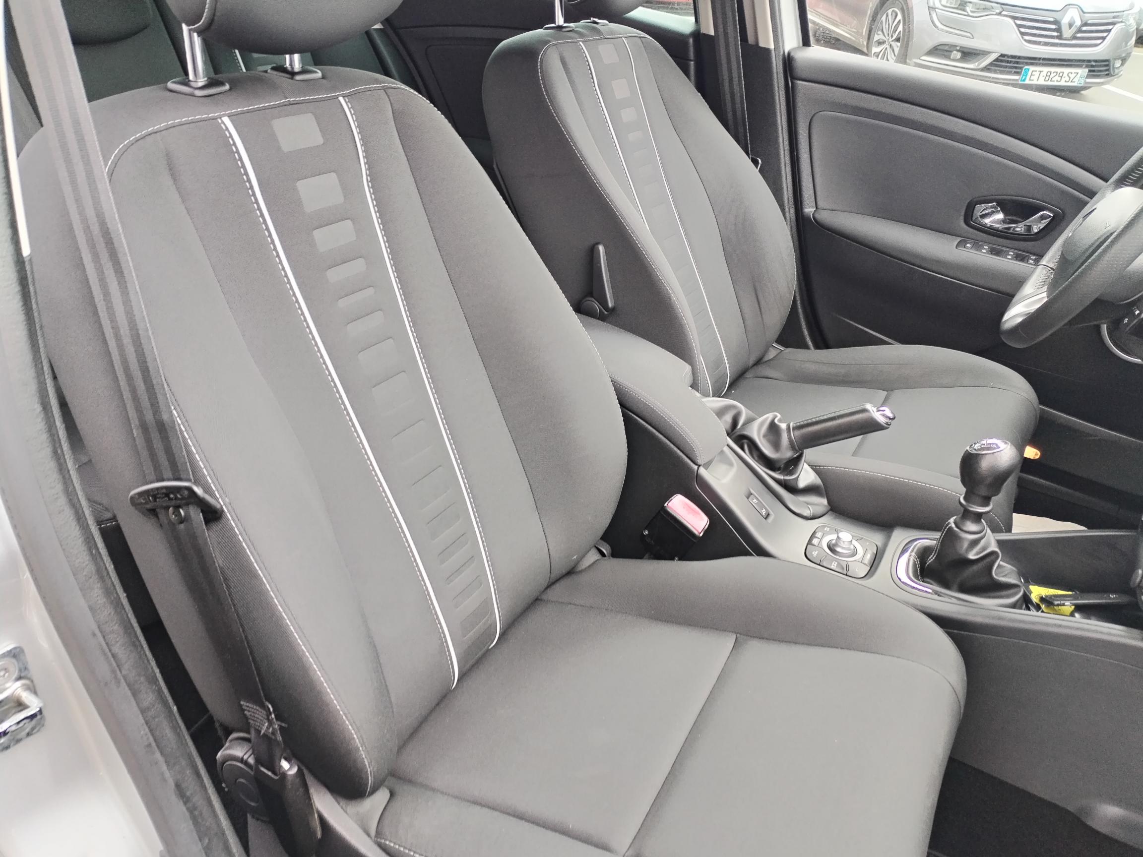 RENAULT  MEGANE III               